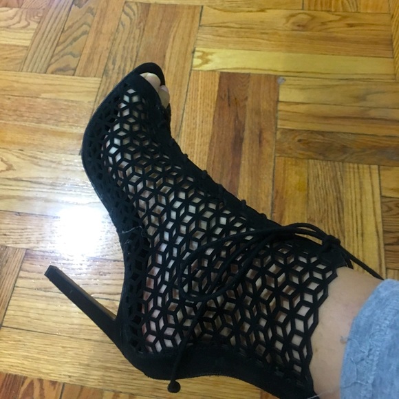 Zara booties - Picture 1 of 5